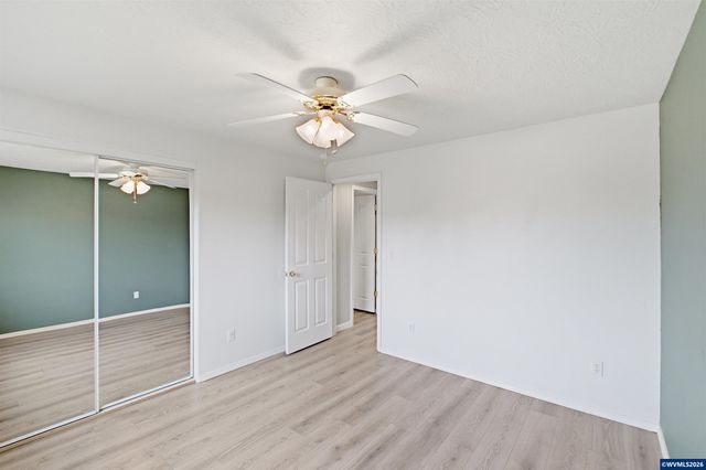 1586 Cherrybloom Ct SE, Salem, OR 97317