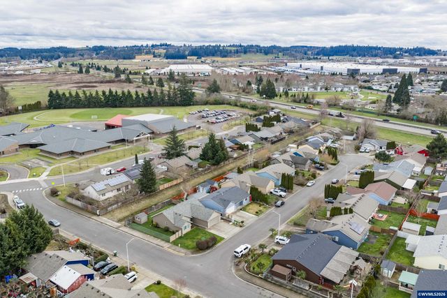 1586 Cherrybloom Ct SE, Salem, OR 97317