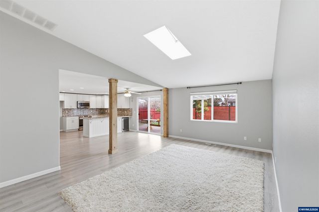 1586 Cherrybloom Ct SE, Salem, OR 97317