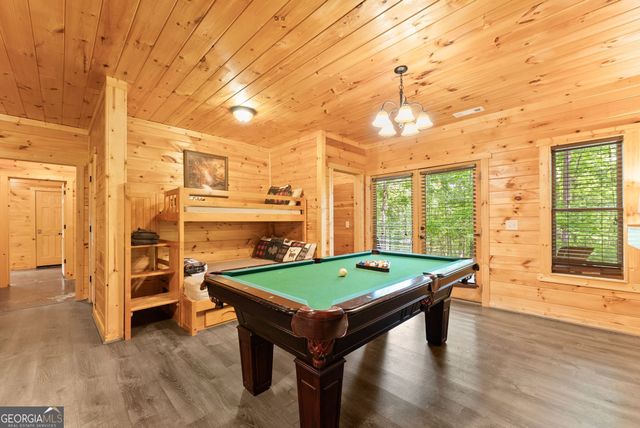 53 Elm Ridge Drive, Cleveland, GA 30528