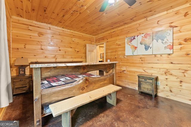 53 Elm Ridge Drive, Cleveland, GA 30528