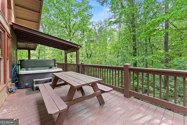 53 Elm Ridge Drive, Cleveland, GA 30528