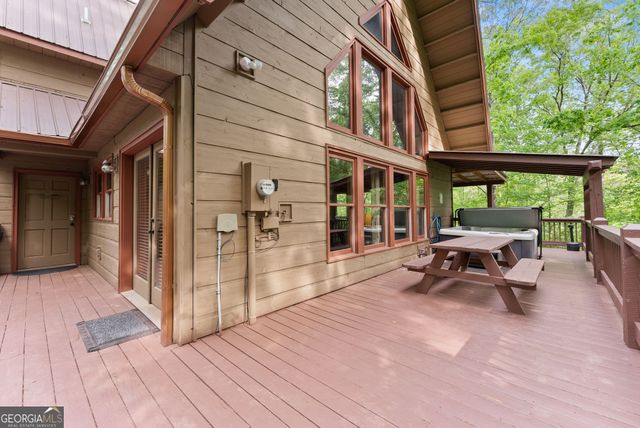 53 Elm Ridge Drive, Cleveland, GA 30528
