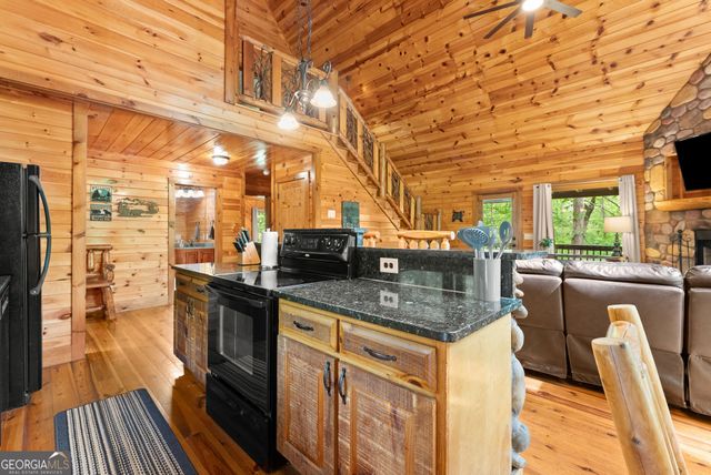 53 Elm Ridge Drive, Cleveland, GA 30528