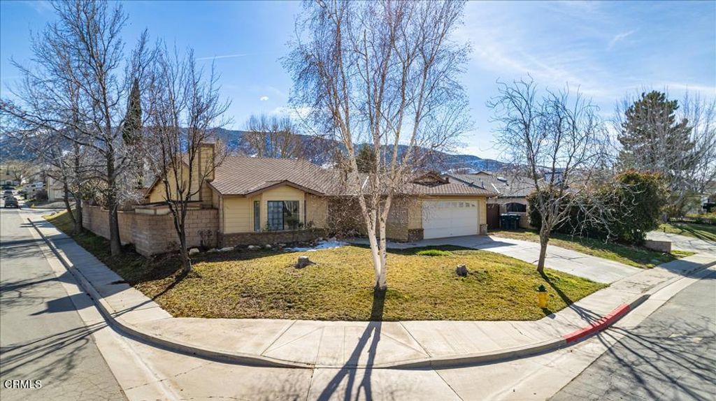 114 Chaparrel Street, Tehachapi, CA 93561
