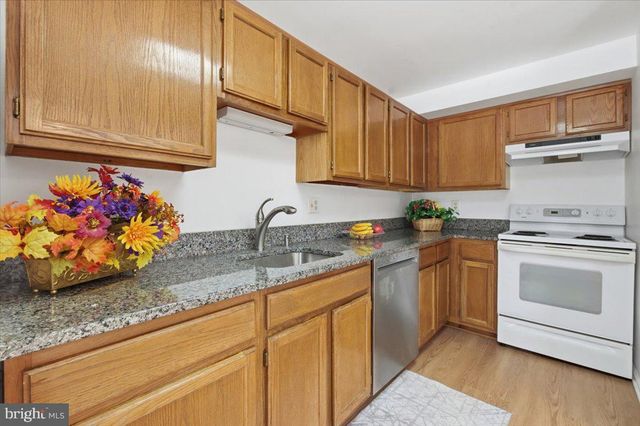 47 QUINCY CT, Sterling, VA 20165