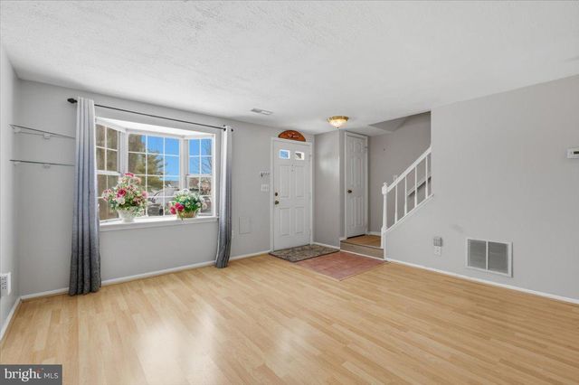 47 QUINCY CT, Sterling, VA 20165