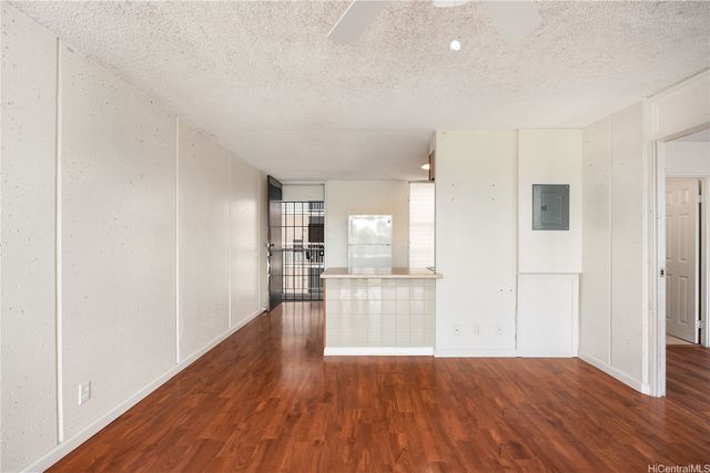 95-061 Waikalani Drive D706, Mililani, HI 96789