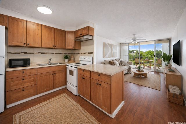 95-061 Waikalani Drive D706, Mililani, HI 96789