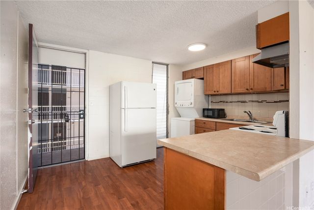 95-061 Waikalani Drive D706, Mililani, HI 96789