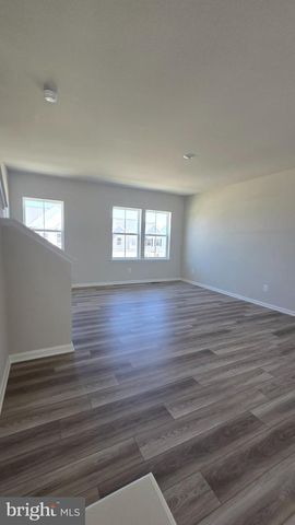 1230 RED CLOVER LN, Ranson, WV 25438