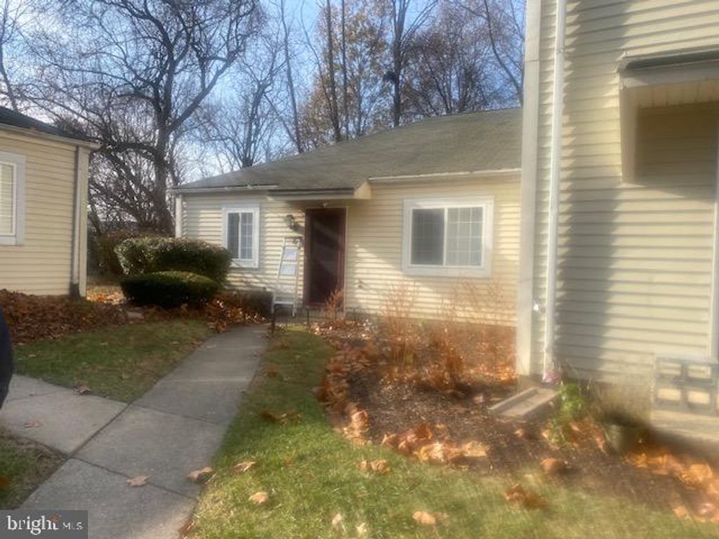 7 STONEY POINT CT, Germantown, MD 20876