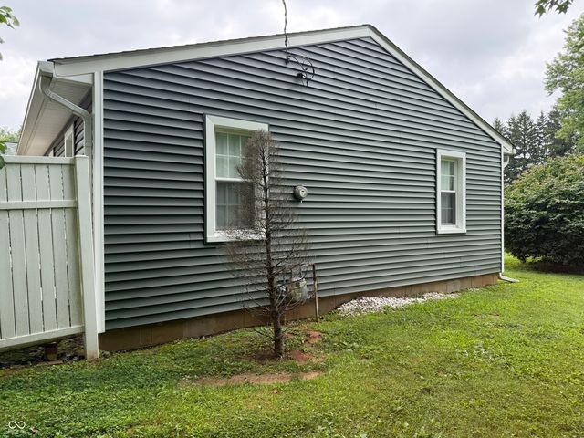 621 Woodland Drive, Rockville, IN 47872
