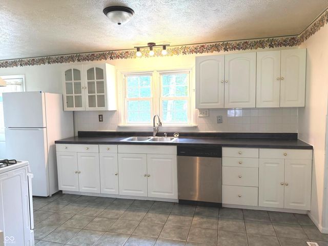 621 Woodland Drive, Rockville, IN 47872