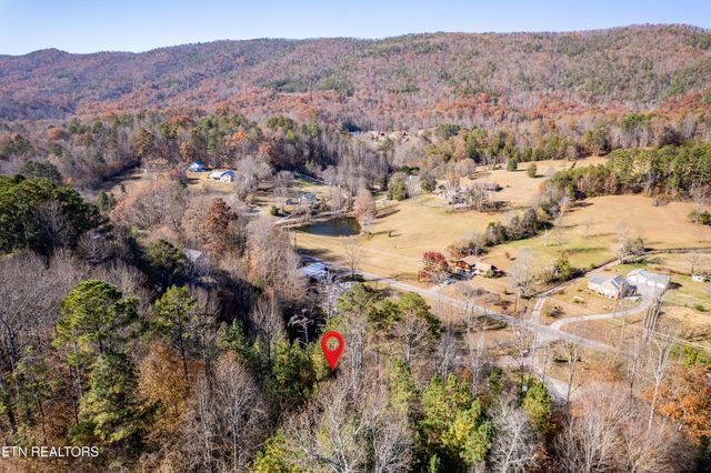 W Millers Cove Rd, Walland, TN 37886