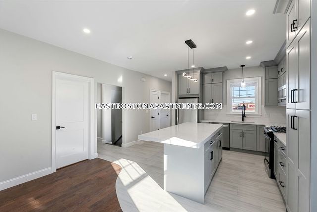 120 Saint Andrew Road 1, Boston, MA 02128