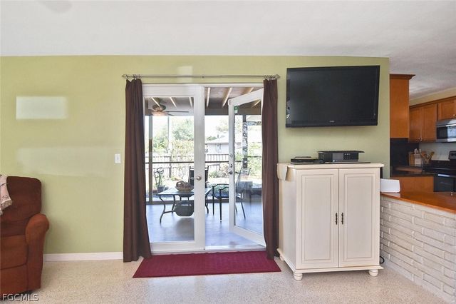 2237 Flora AVE, Fort Myers, FL 33907