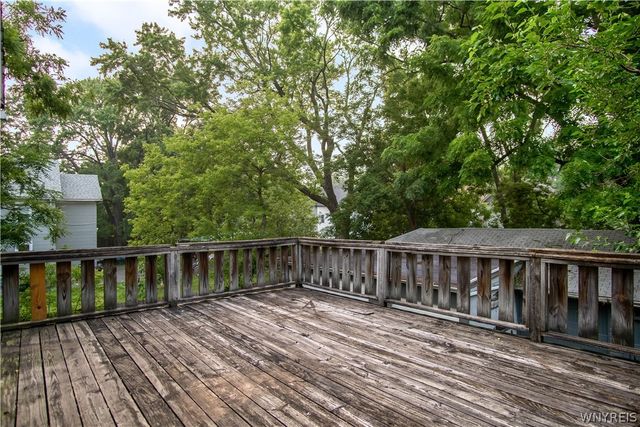 1860 Linwood Avenue, Niagara Falls, NY 14305
