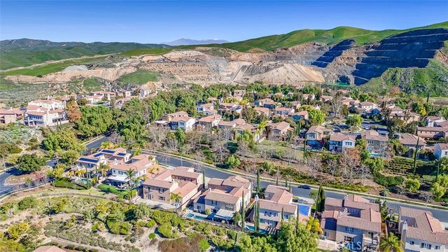 4340 Cantada Drive, Corona, CA 92883