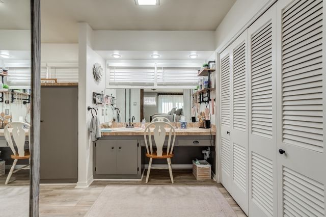 2420 N 2nd Street, Tahoka, TX 79373