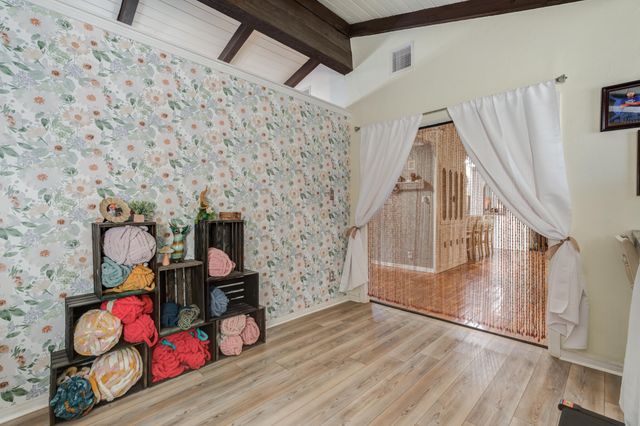 2420 N 2nd Street, Tahoka, TX 79373