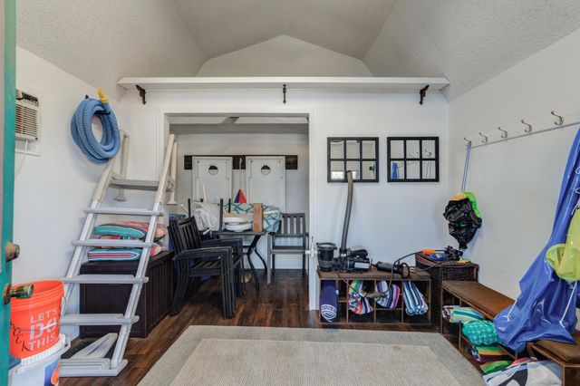 2420 N 2nd Street, Tahoka, TX 79373