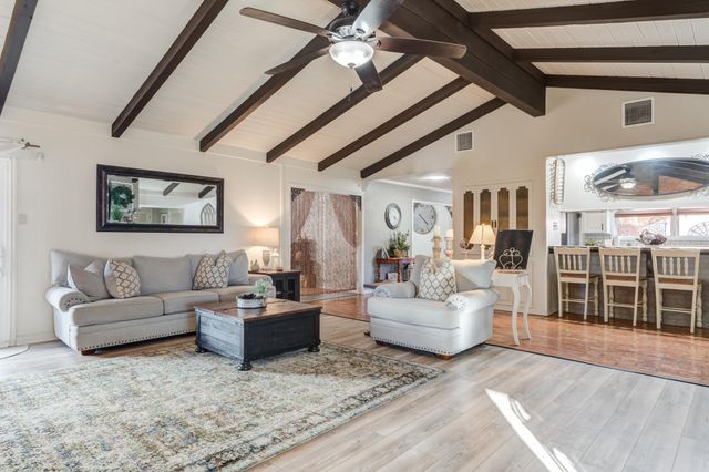 2420 N 2nd Street, Tahoka, TX 79373