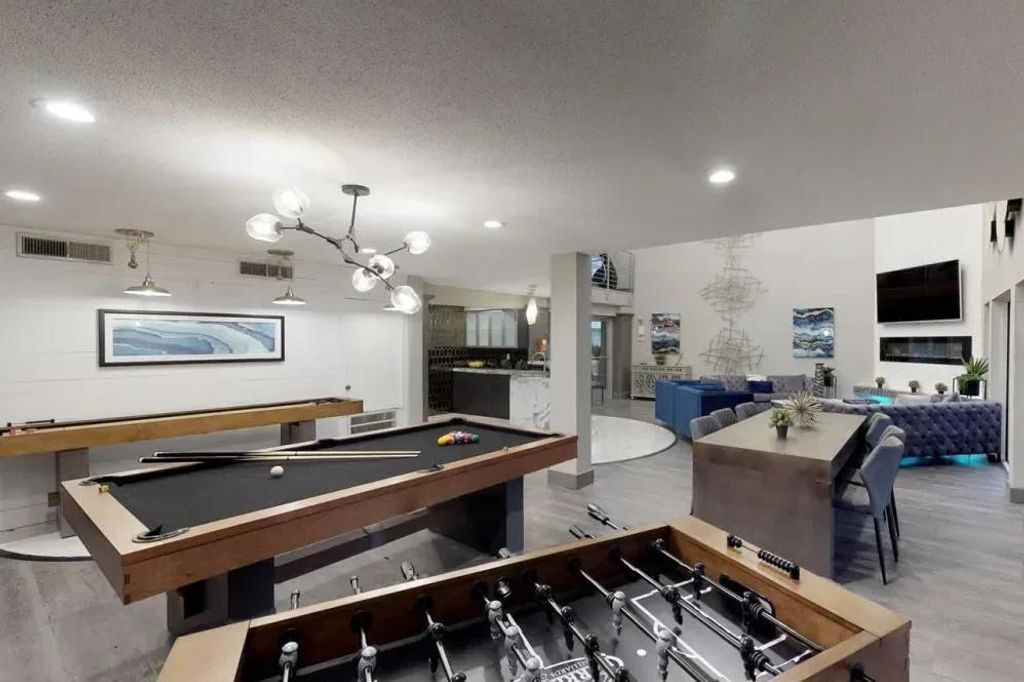 2815 Greenridge Drive 1-089, North Houston, TX 77057