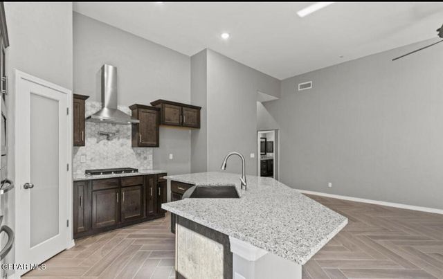 3892 Surmise Street, El Paso, TX 79938