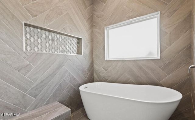 3892 Surmise Street, El Paso, TX 79938