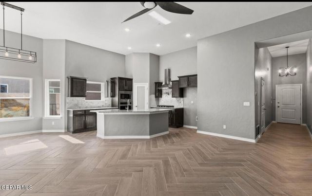 3892 Surmise Street, El Paso, TX 79938