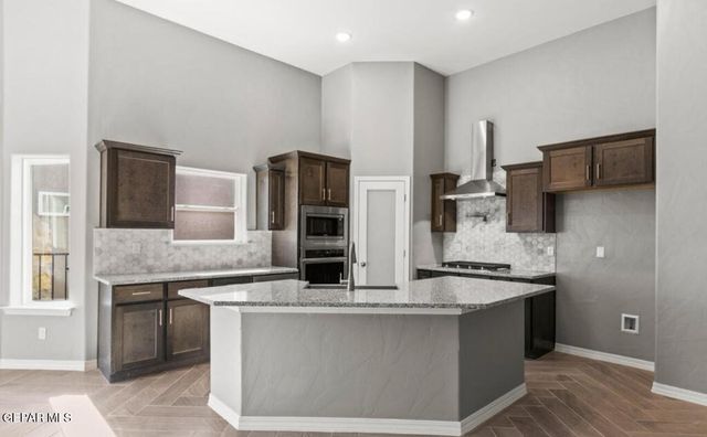 3892 Surmise Street, El Paso, TX 79938