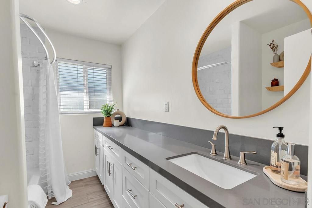 Image 19 of property listing at 4040 Apore St, La Mesa, CA 91941