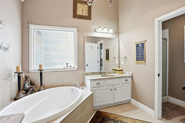 409 Leigh Court, Stockbridge, GA 30281