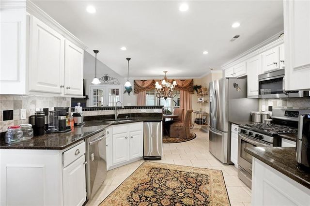 409 Leigh Court, Stockbridge, GA 30281