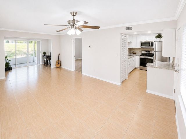 946 VIRGINIA STREET 104, Dunedin, FL 34698