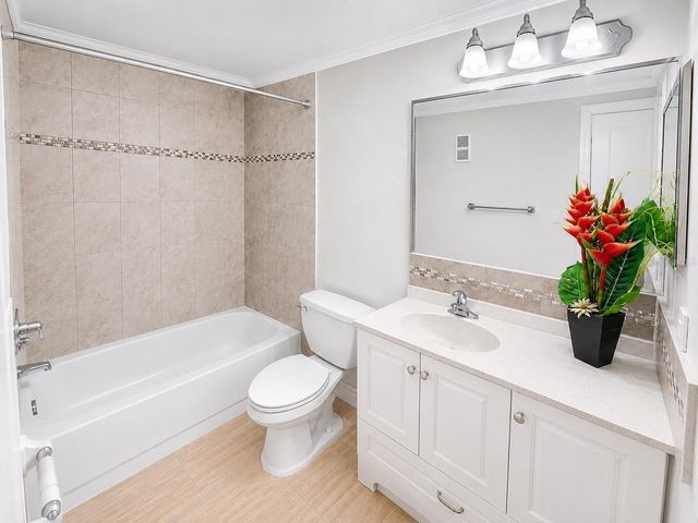 946 VIRGINIA STREET 104, Dunedin, FL 34698