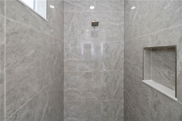 918 Hollister AVE, Lehigh Acres, FL 33974