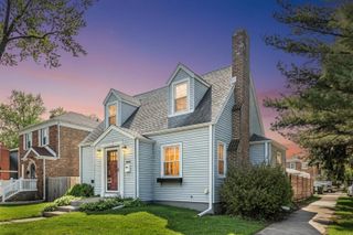 9200 S St. Louis Avenue, Evergreen Park, IL 60805