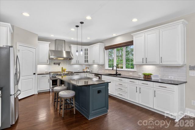 201 Kindling Wood Lane, Marvin, NC 28173