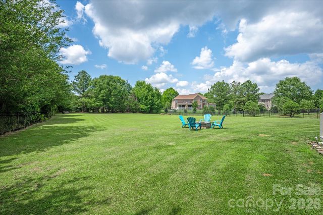 201 Kindling Wood Lane, Marvin, NC 28173