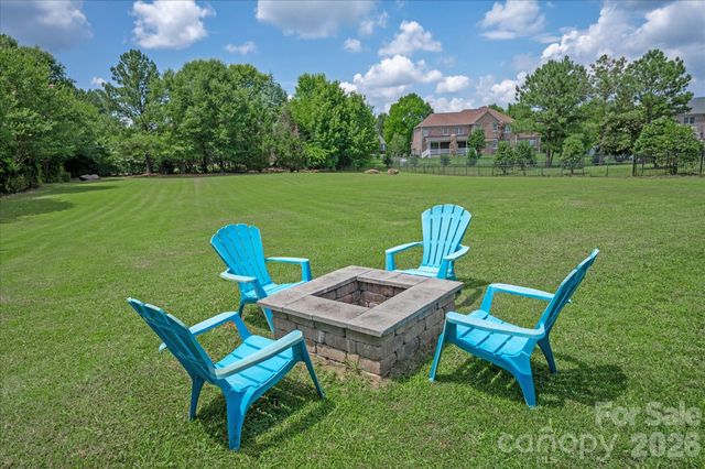 201 Kindling Wood Lane, Marvin, NC 28173