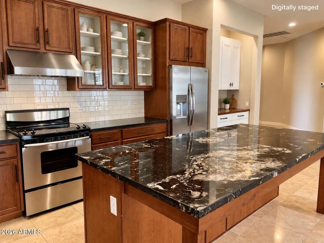 3022 W SENTINEL ROCK Road, Phoenix, AZ 85086