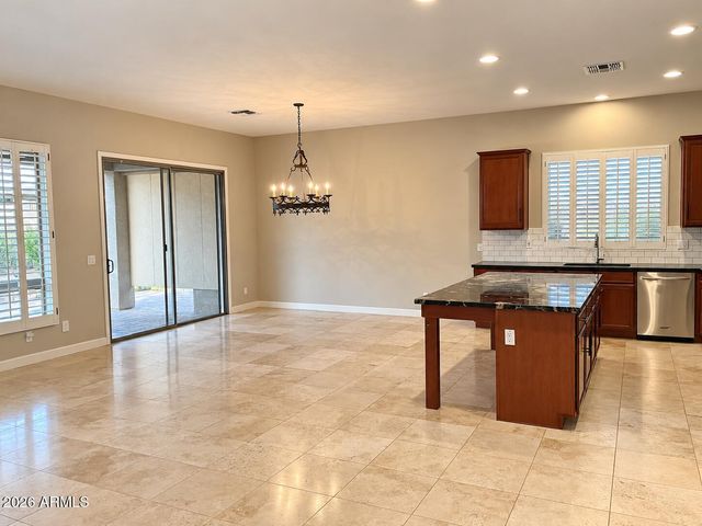 3022 W SENTINEL ROCK Road, Phoenix, AZ 85086