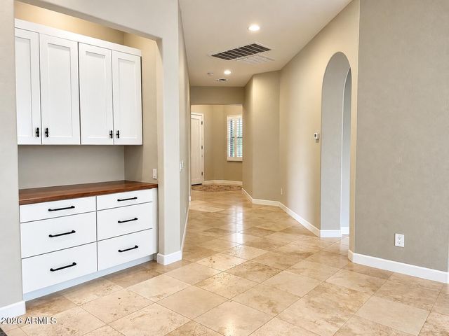 3022 W SENTINEL ROCK Road, Phoenix, AZ 85086