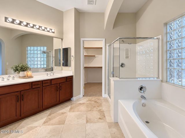3022 W SENTINEL ROCK Road, Phoenix, AZ 85086