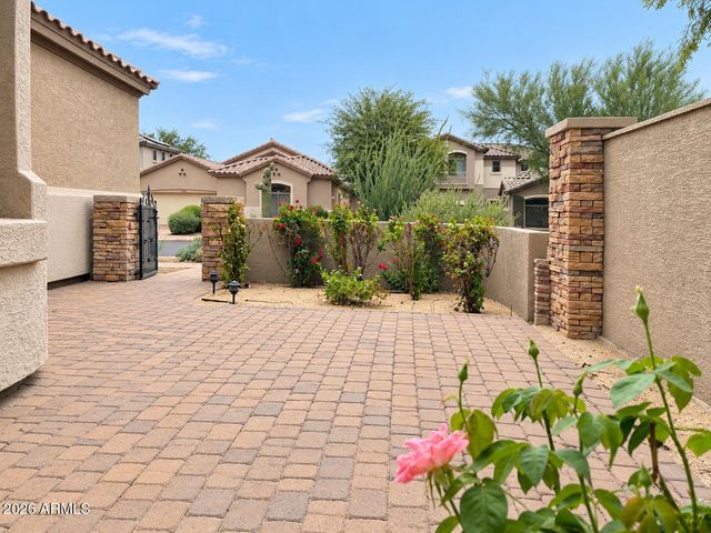 3022 W SENTINEL ROCK Road, Phoenix, AZ 85086