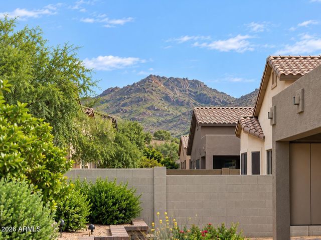 3022 W SENTINEL ROCK Road, Phoenix, AZ 85086