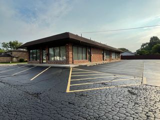 613 Front Street, Mchenry, IL 60050