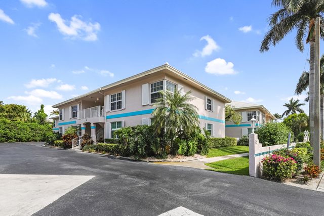 75 Venetian Drive D-13, Delray Beach, FL 33483